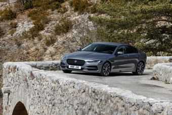 Jaguar XE Outside Mirrors Jaguar XE Outside Mirrors