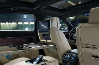 Jaguar XJ  Jaguar XJ