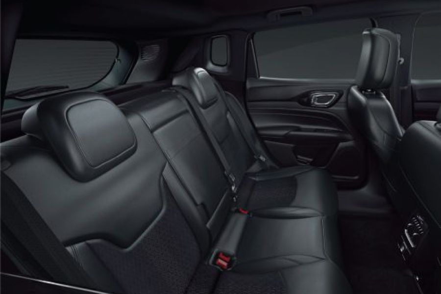 Jeep Compass Images - Compass Interior & Exterior [31 Photos]