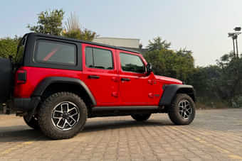 Jeep Wrangler Right Side View Jeep Wrangler Right Side View