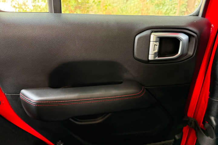 Jeep Wrangler Rear Door Pad Handle