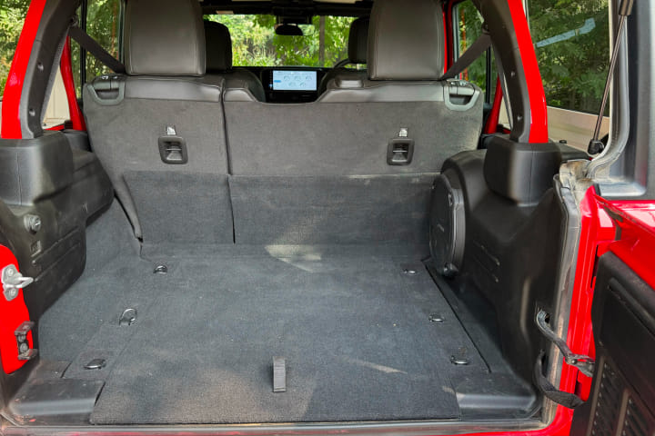 Jeep Wrangler Bootspace