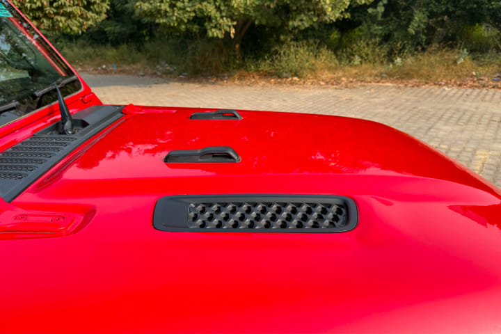 Jeep Wrangler Closed Hood/Bonnet