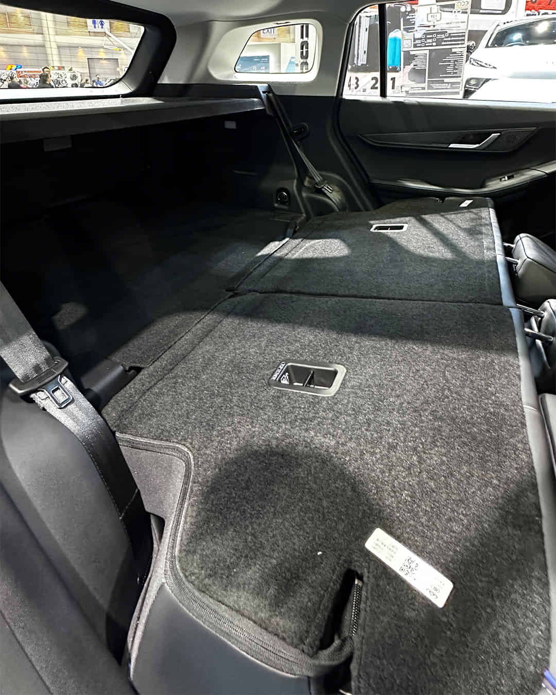 Bootspace Rear Seat Folded