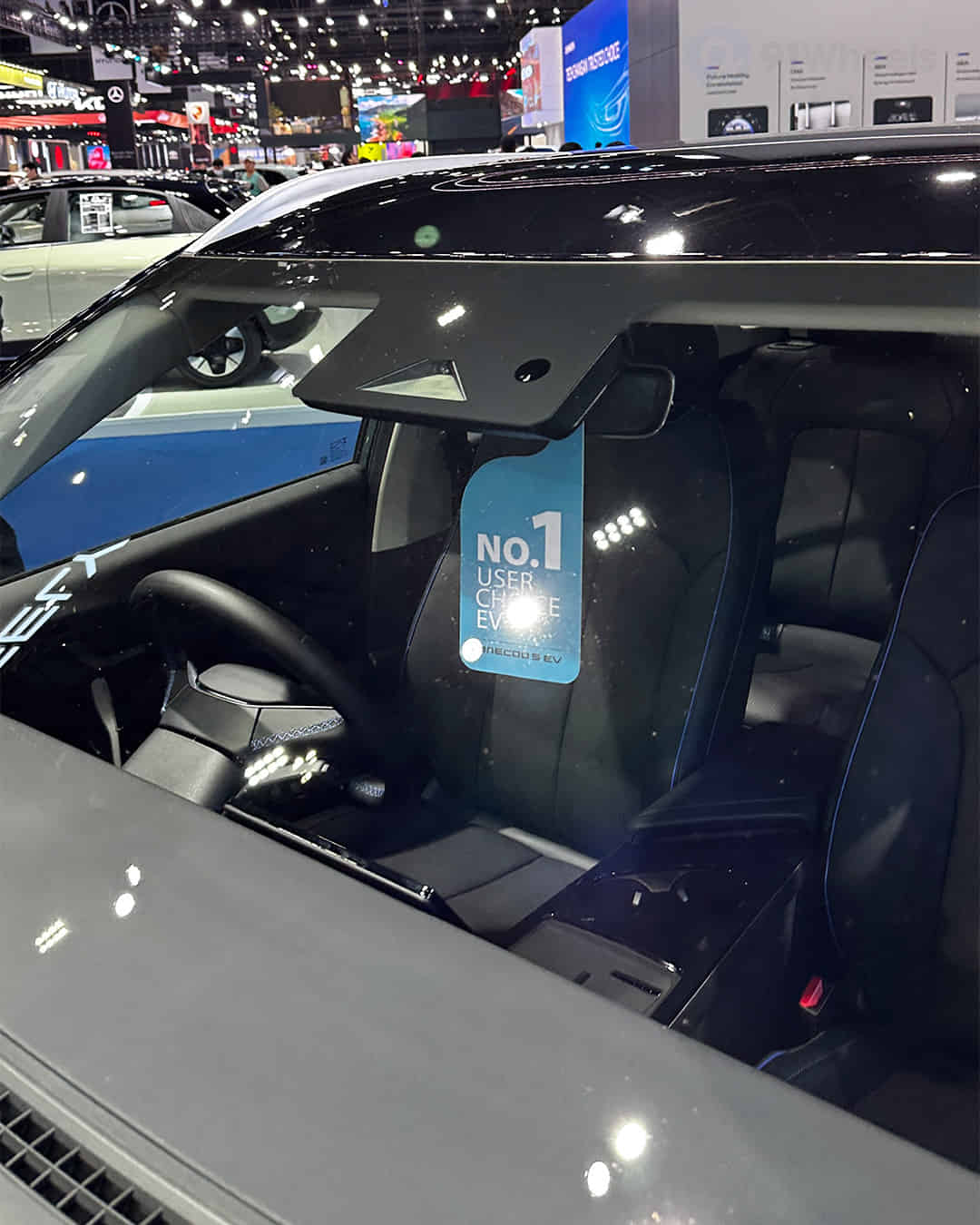 Front Windshield / Windscreen