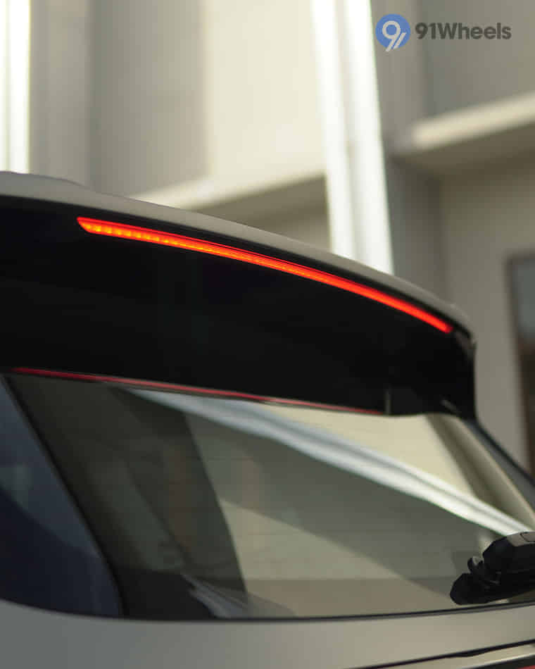 Headlights & Tail-lights - 4