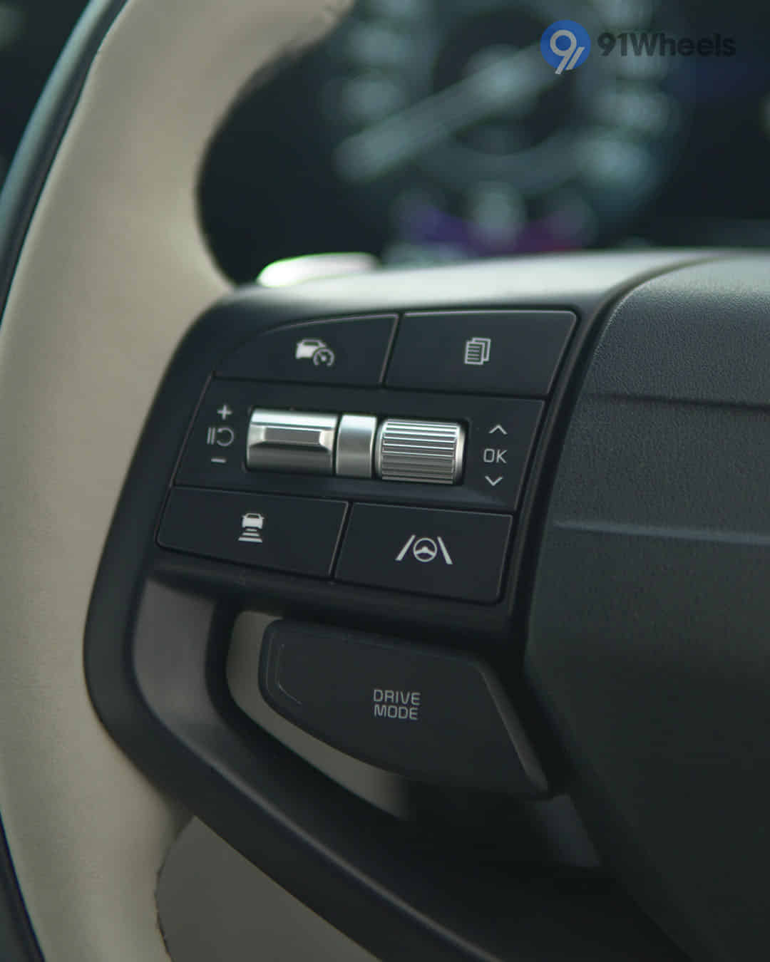 Left Steering Mounted Controls