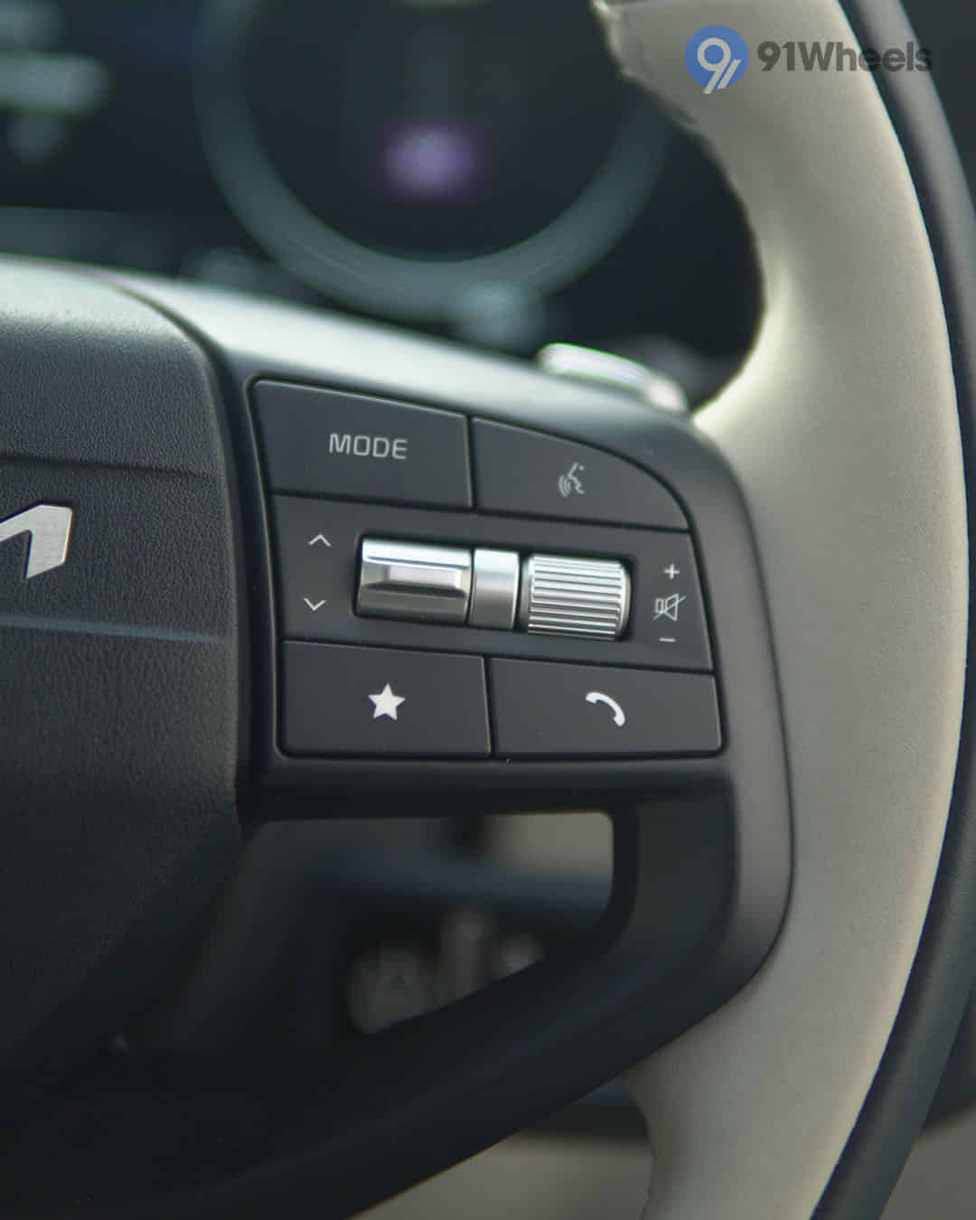 Right Steering Mounted Controls