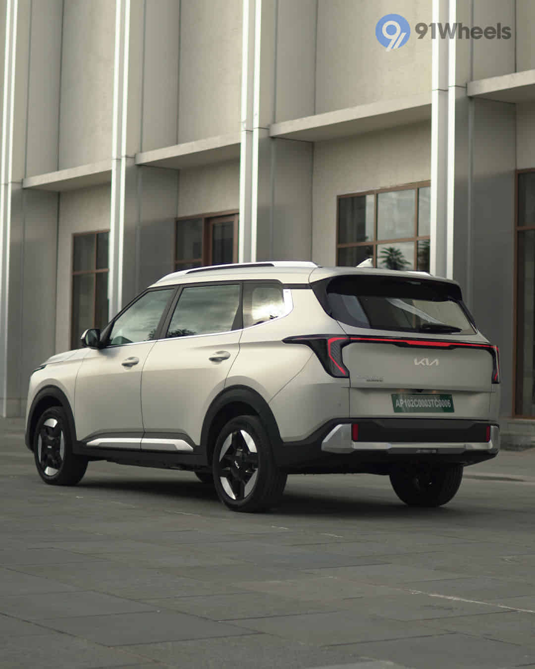 Left Rear Three Quarter