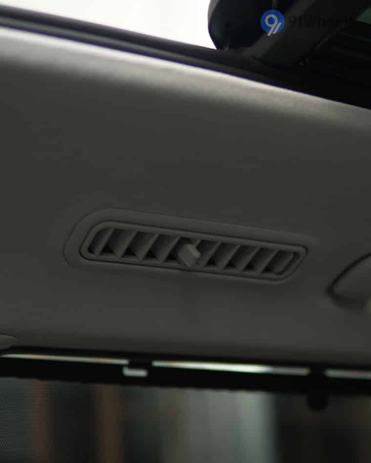 Seats & Cabin Comfort - 1