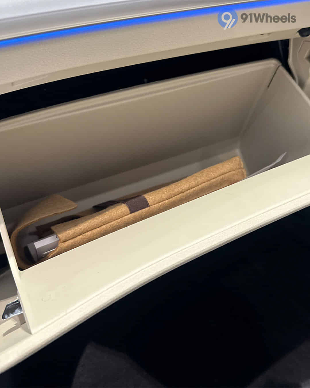 Glove Box