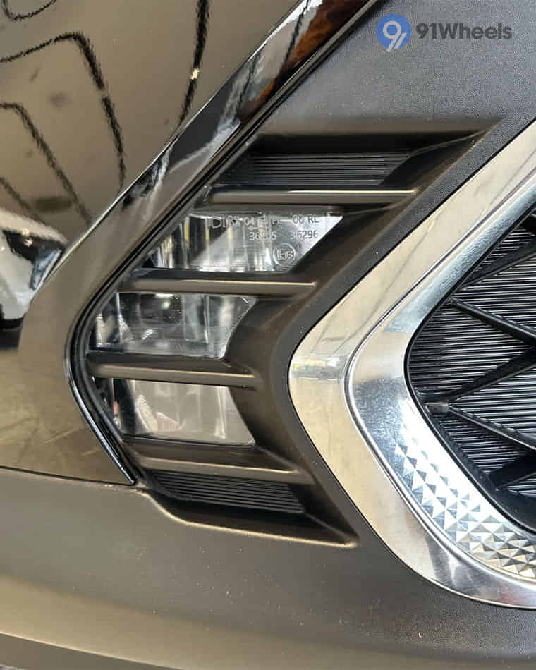 Headlights & Tail-lights - 3