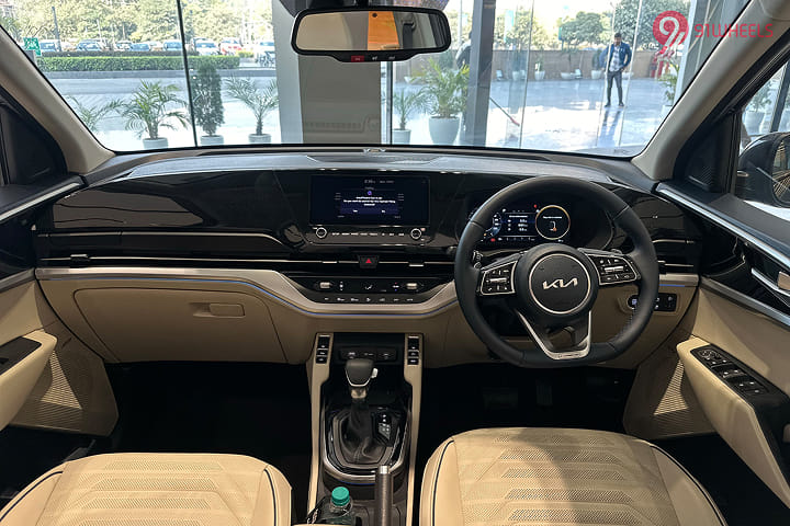 KIA Carens Dashboard KIA Carens Dashboard