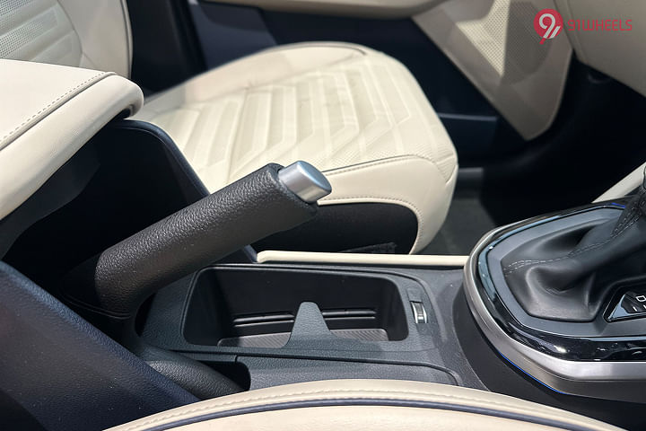 KIA Carens Parking Brake/Emergency Brake