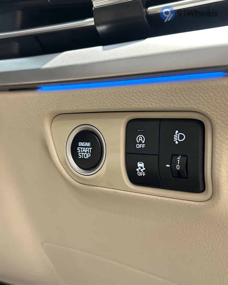 Dashboard & Front Cabin - 2