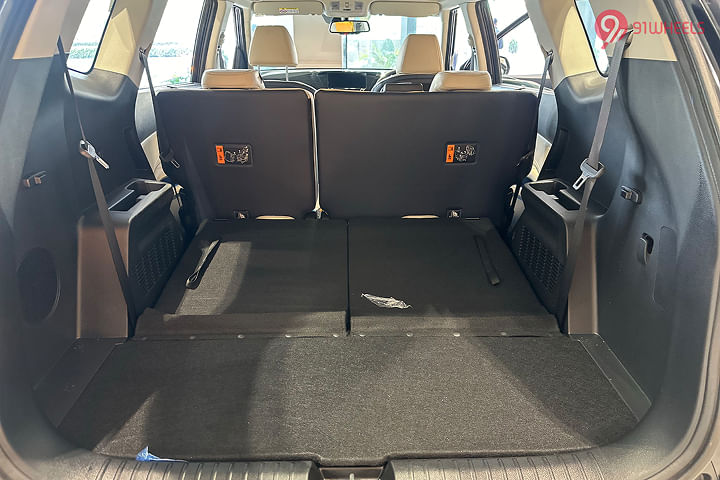 KIA Carens Bootspace Rear Seat Folded