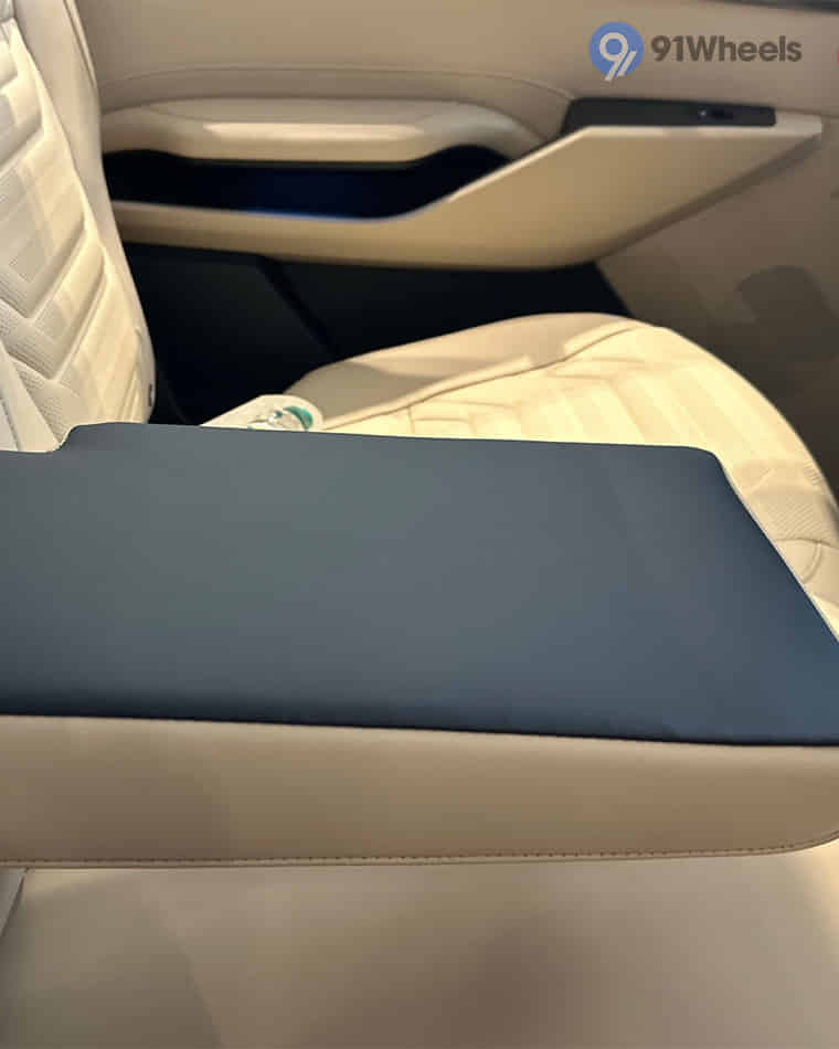 Seats & Cabin Comfort - 4