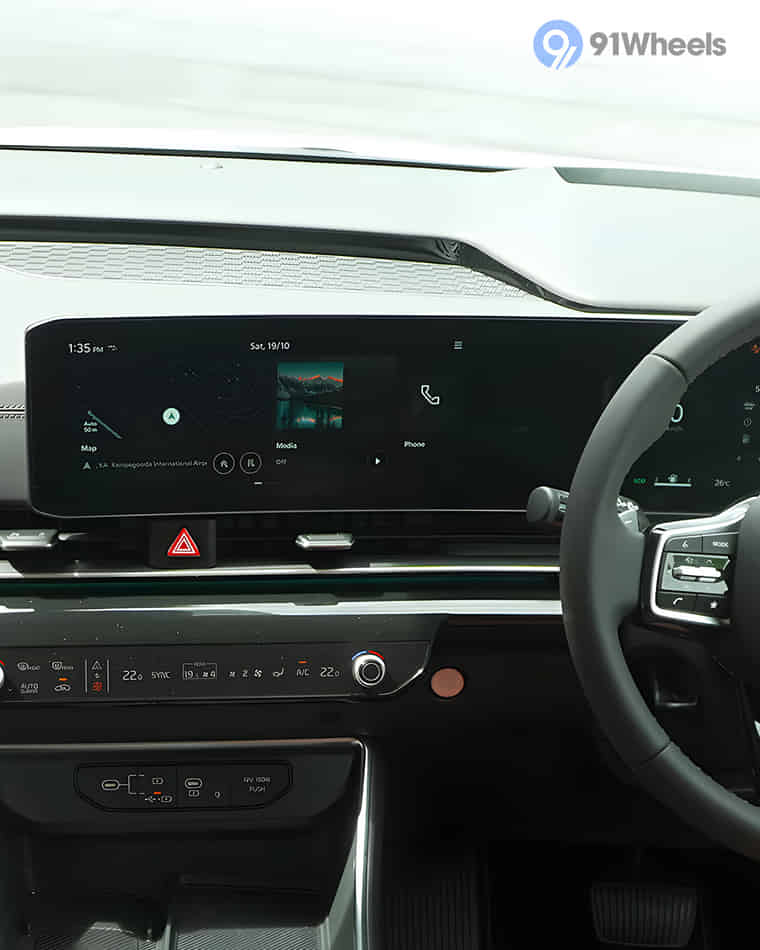 Dashboard & Front Cabin - 2