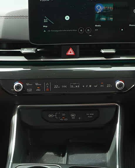 Carnival Infotainment Display