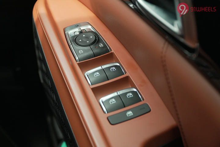 KIA Carnival Driver Side Door Pad Handle