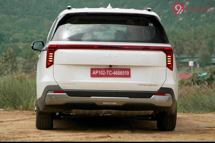 KIA Carnival Rear Windshield/Windscreen