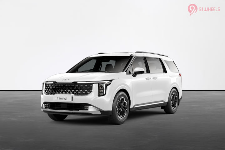 KIA Carnival Left Front Three Quarter