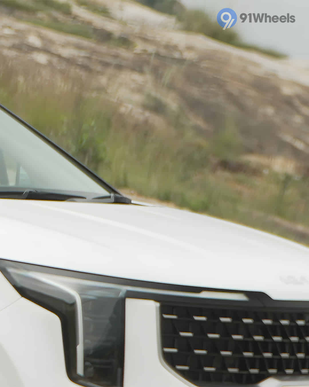 Closed Hood / Bonnet