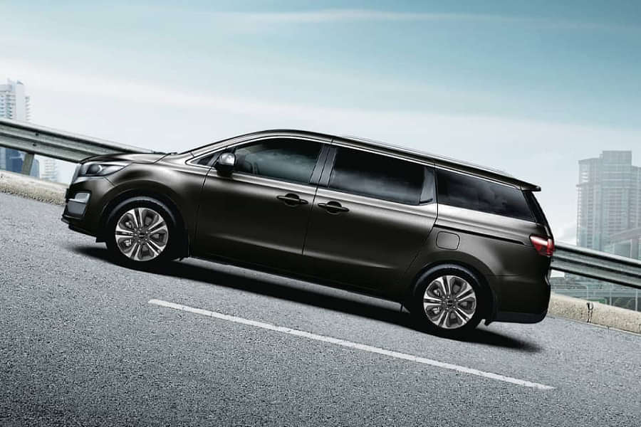 KIA Carnival 2020-2023 Side Profile