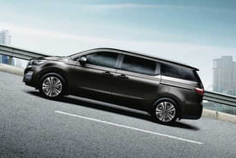 KIA Carnival 2020-2023 Side Profile KIA Carnival 2020-2023 Side Profile