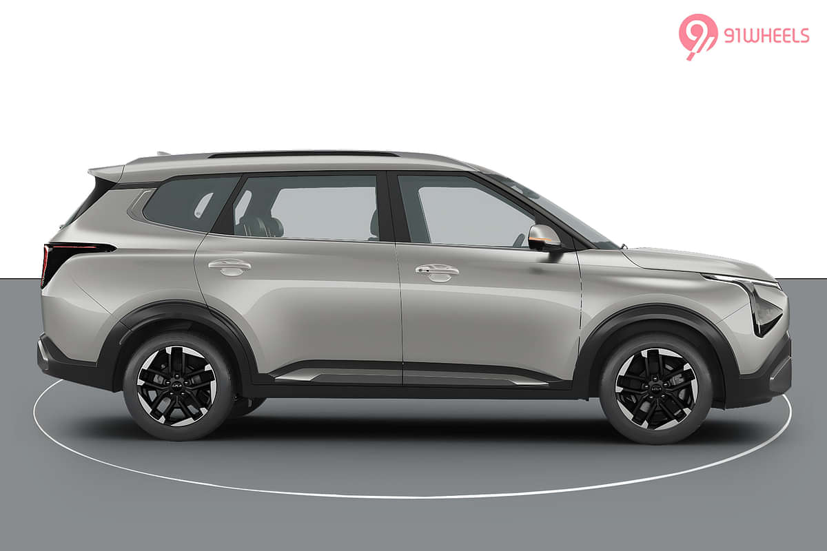 KIA Carens Clavis Right Side View