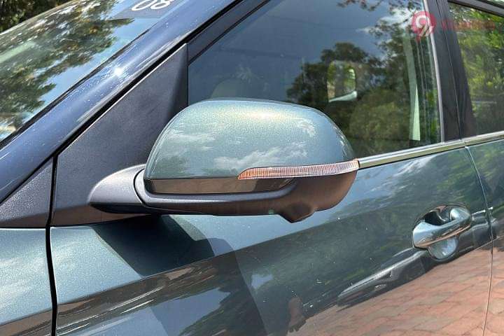 KIA Carens Clavis ORVM Blinker