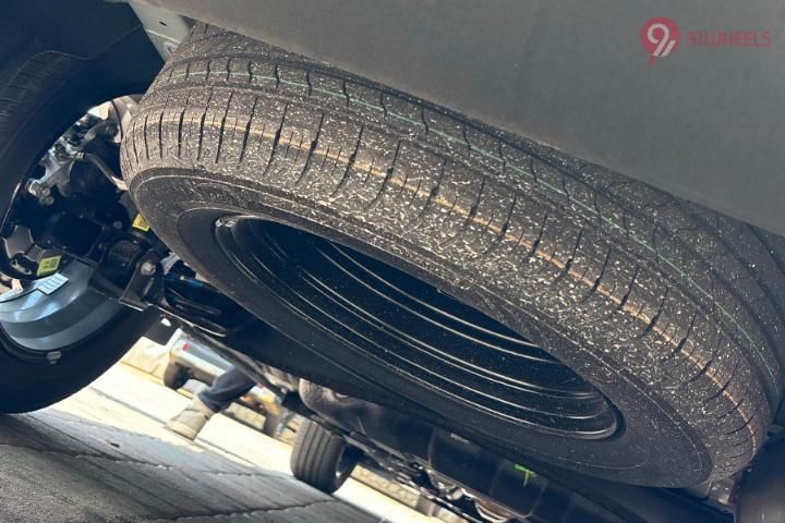 KIA Carens Clavis Under Boot/Spare Wheel