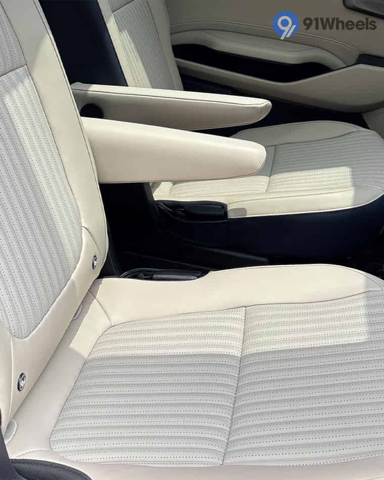 Seats & Cabin Comfort - 3