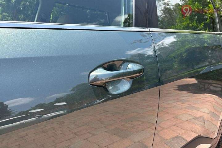 KIA Carens Clavis Front Door Handle