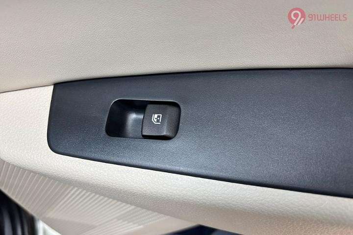 KIA Carens Clavis Rear Door Switches