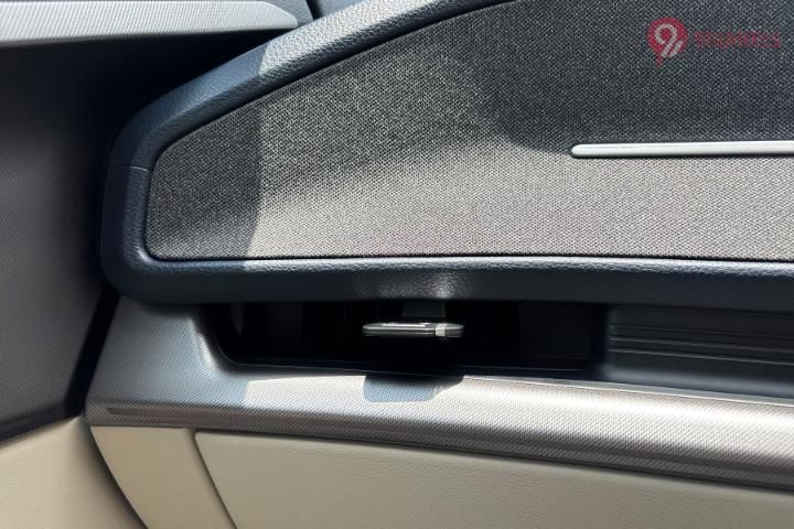 KIA Carens Clavis Front Passenger Air Vent