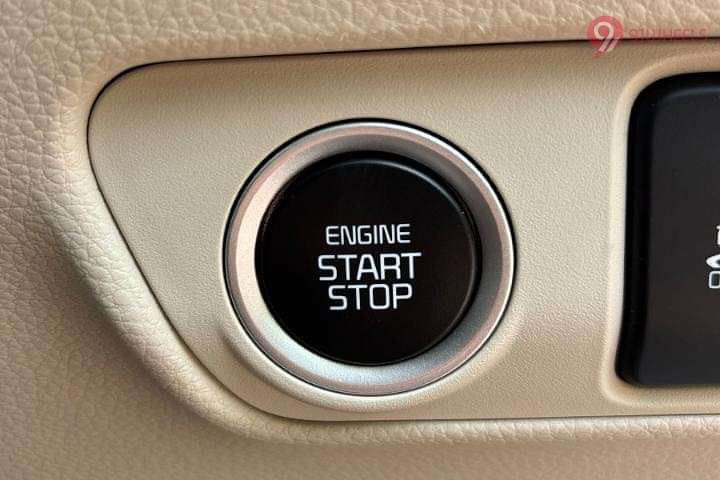 KIA Carens Clavis Engine Start Button