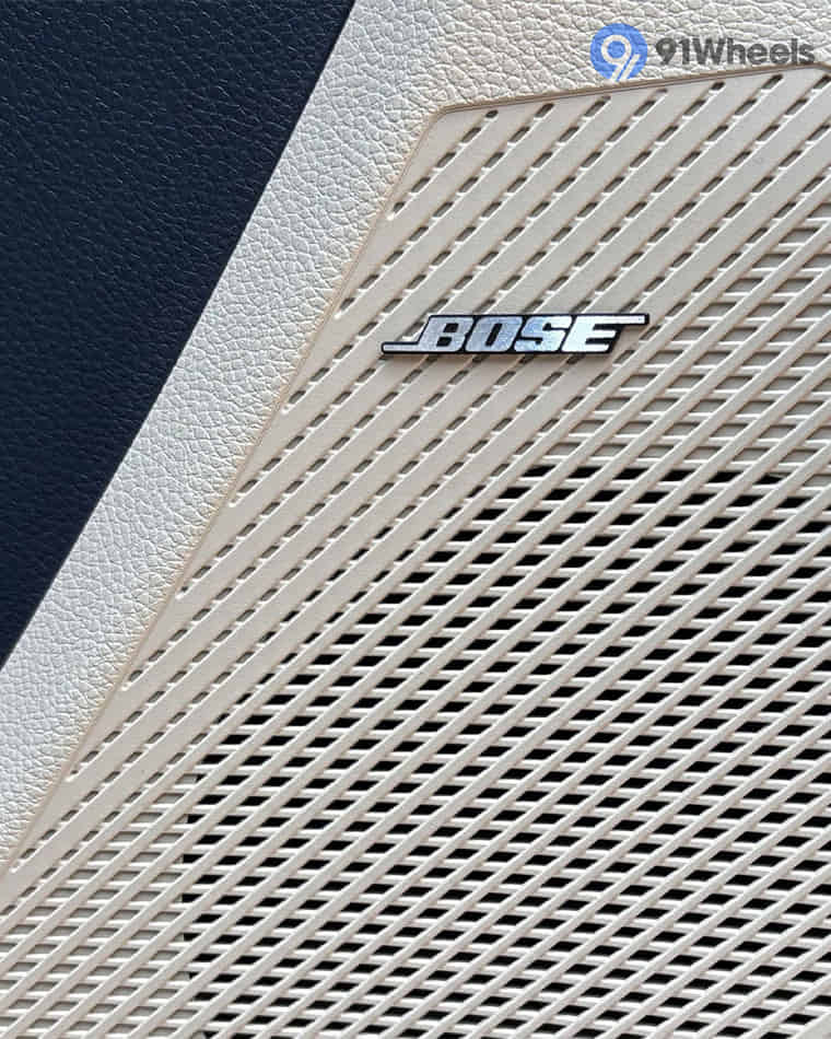 Infotainment & Charging - 1