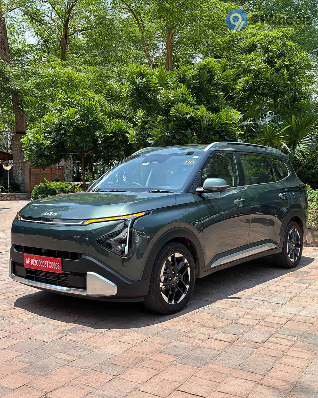 Left Front Three Quarter