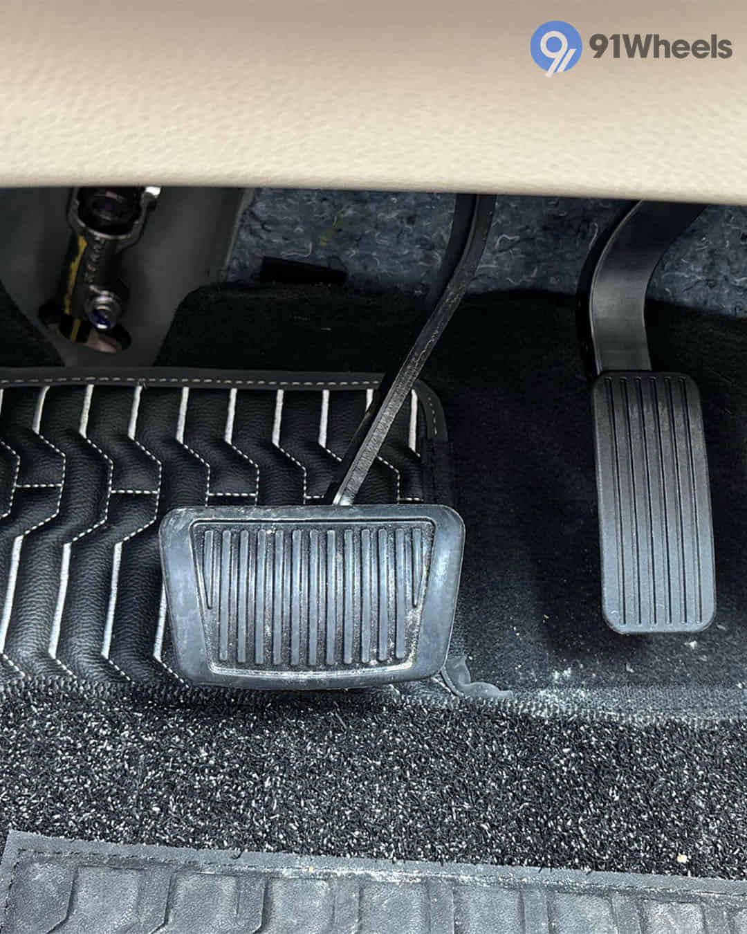 Pedals / Foot Controls