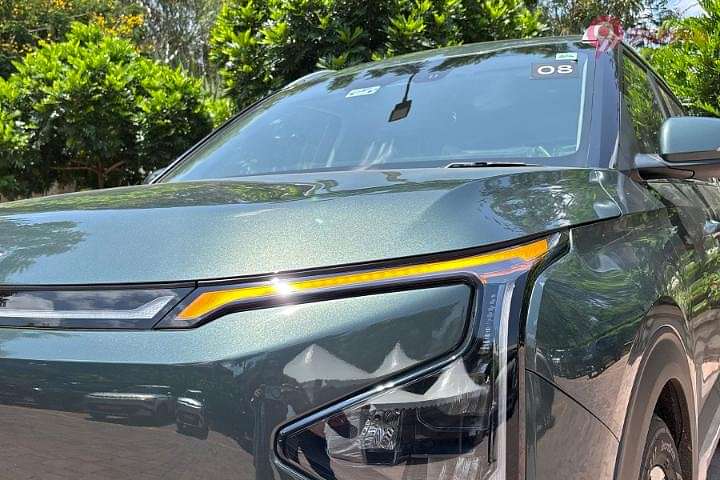 KIA Carens Clavis Blinker