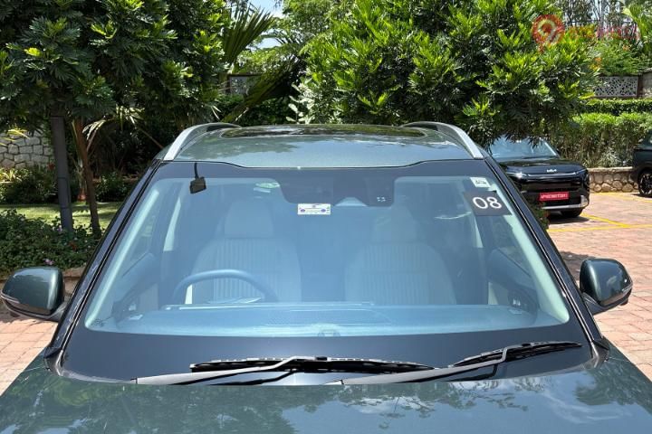 KIA Carens Clavis Front Windshield/Windscreen