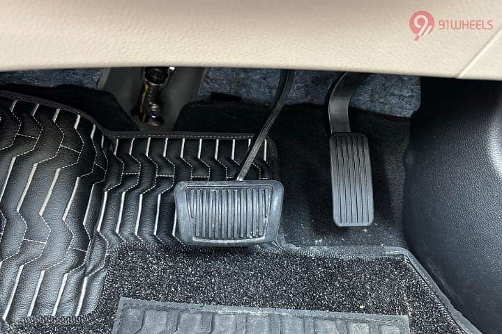 KIA Carens Clavis Pedals/Foot Controls