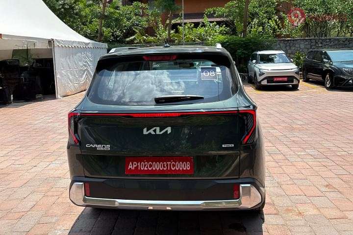 KIA Carens Clavis Wipers