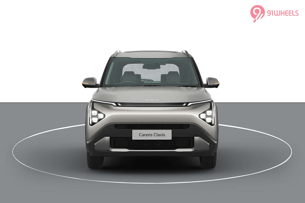 KIA Carens Clavis Front View