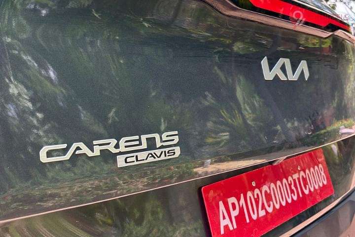 KIA Carens Clavis Rear Badge
