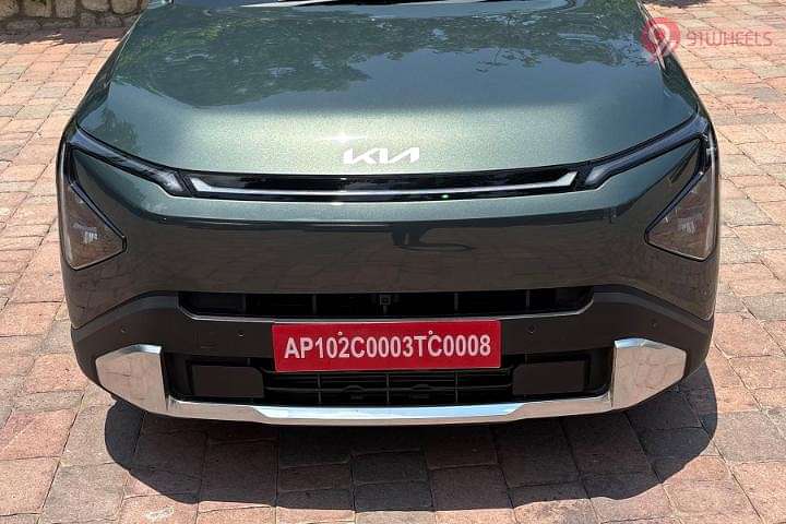 KIA Carens Clavis Closed Hood/Bonnet