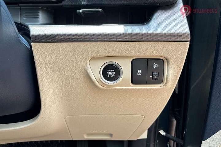 KIA Carens Clavis Front Centre Air Vents