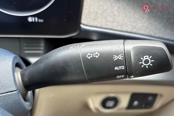 KIA Carens Clavis Headlight Stalk