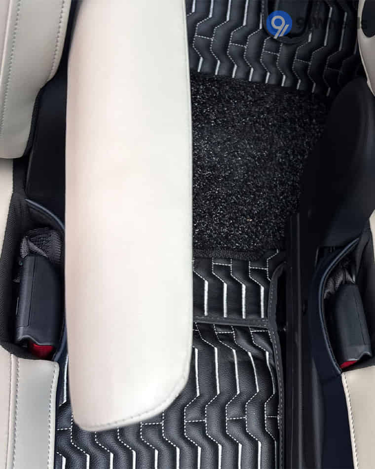 Seats & Cabin Comfort - 5